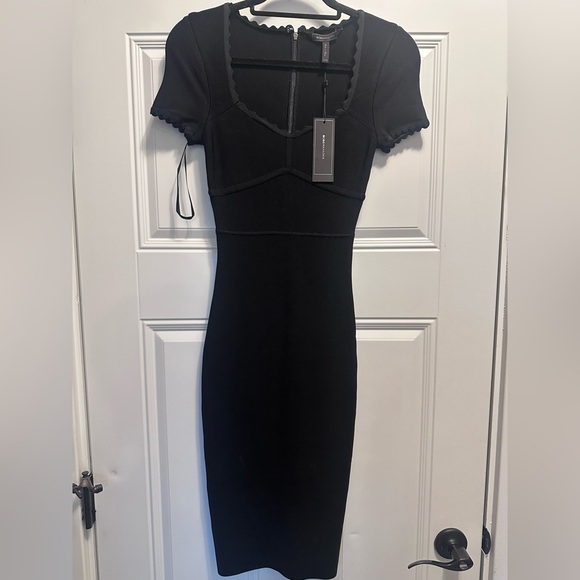 fitted ribbed dress Amelia Sage Ruched Midi Bodycon Dress main image 1
